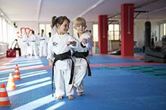 Flyer/Grafik zum Event: Karate am Sa., 02.05.2015 von 10:00 bis 16:00 Uhr